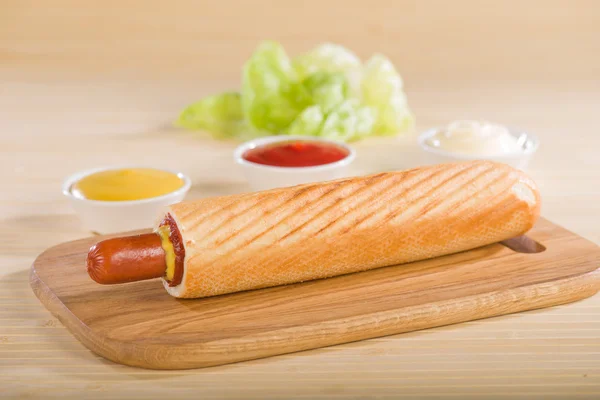 Sosisli sandviç gemide