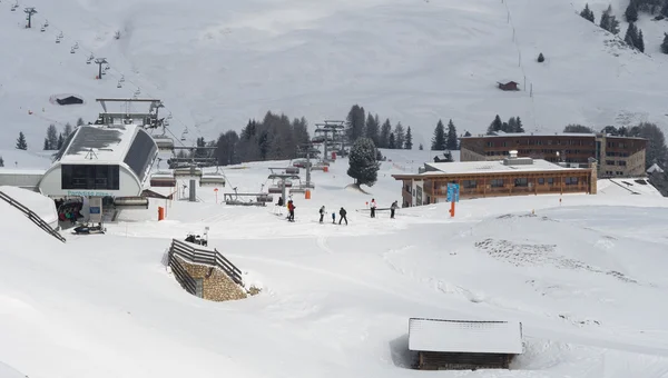 Foto da área de esqui no sul do Tirol — Fotografia de Stock