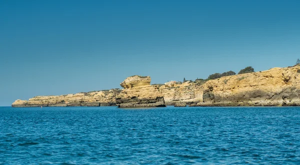 Een boottocht in de buurt van de Algarve kust — Stockfoto