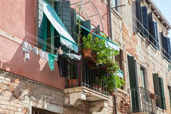 Venedik İtalya binalarda — Stok fotoğraf