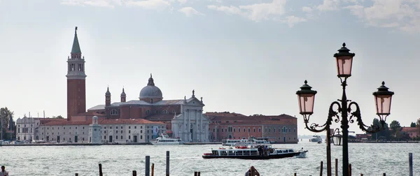 Venezianische Kanalszene in Italien — Stockfoto