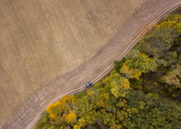 Top Εναέρια Πανοραμική Θέα Από Ένα Drone Πάνω Από Χωματόδρομο — Φωτογραφία Αρχείου