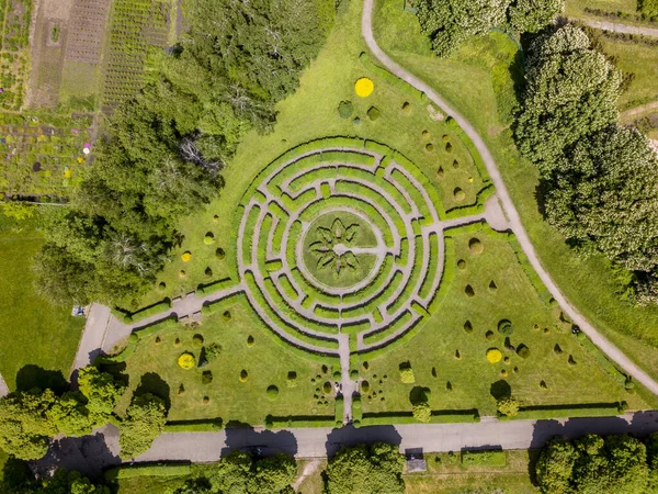 Flygfoto Över Gröna Naturliga Labyrint Vägar Och Träd Botaniska Trädgården — Stockfoto