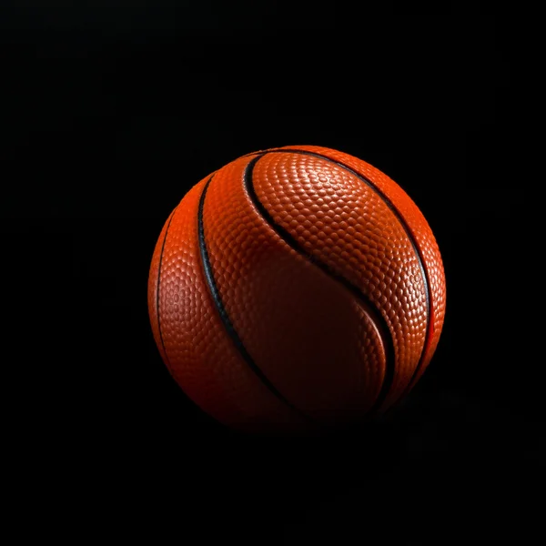 Basketbol topu siyah izole — Stok fotoğraf