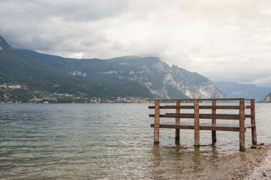 Tekne dok Como Gölü İtalya