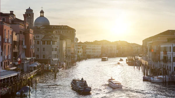 Gran canal en Venecia, Italia — Foto de Stock