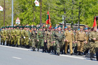 9 Mayıs 2016 üzerinde zafer günü geçit töreni. Tyumen, Rusya Federasyonu.