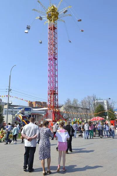 Tjoemen Rusland Juli 2018 Mensen Tsvetnoi Boulevard Een Nieuwe Attractie — Stockfoto