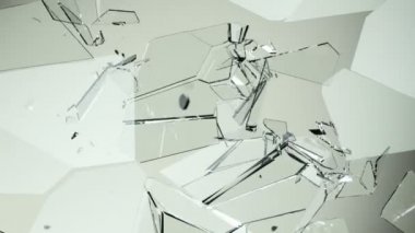 Parçalanmış ve kırık cam