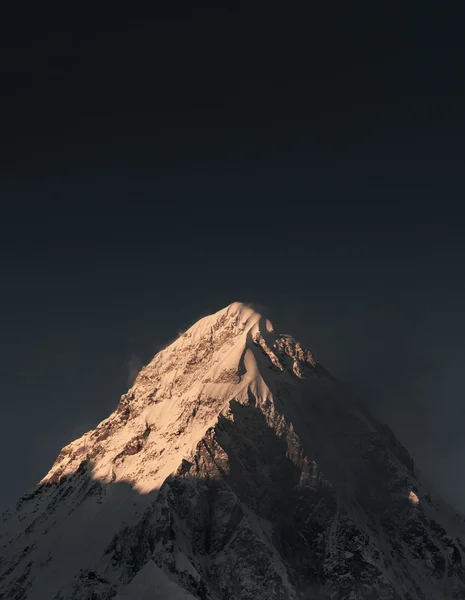 Pumori summit v Nepálu — Stock fotografie