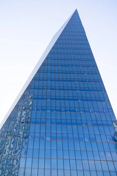 Modern Skyscraper Office Apartment Building Istanbul Turkey Blue Sky Wide — Stock Photo, Image