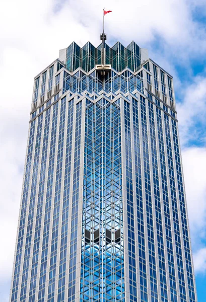 Moderne Wolkenkrabber Kantoor Appartement Gebouw Istanbul Turkije Blauwe Lucht Brede — Stockfoto