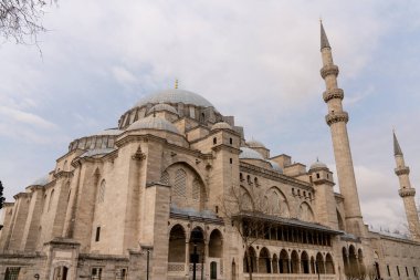 Türkiye 'nin en güzel ve en saygın camilerinden biri olan Süleyman Camii. İstanbul 'da Mart 2021' de yakalandı.