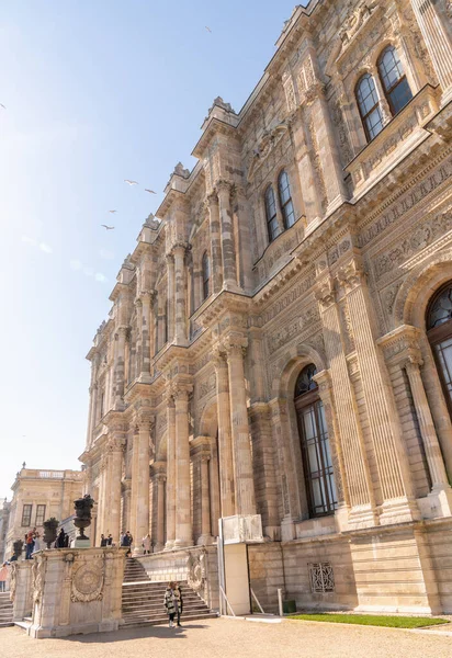 Dolmabahce Sultan Paleis Toerisme Bezienswaardigheden Istanbul Gevangen Maart 2021 — Stockfoto