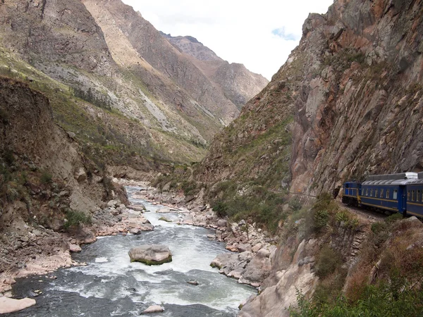 Tren a Machu Picchu —  Fotos de Stock