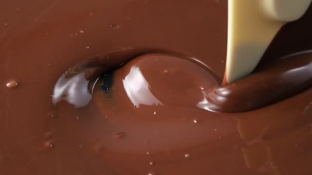 Perto Mistura Chocolate Derretido Com Uma Espátula Câmera Lenta Macro — Vídeo de Stock