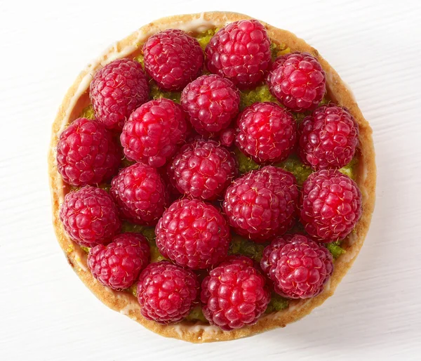 Torte mit Himbeeren und Pistazien — Stockfoto