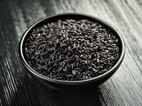 Tigela de arroz preto — Fotografia de Stock