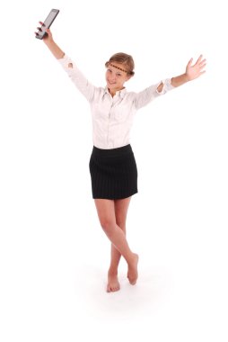 Tablet pc tutan kız tarafların elinde yaymak