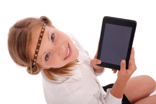 Chica mostrando tableta PC —  Fotos de Stock