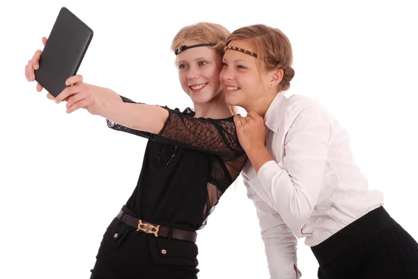 Mädchen entfernen selbst Tablet-PC — Stockfoto