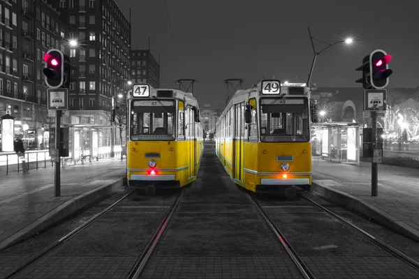 Oude Tram in de stad centrum van Boedapest, — Stockfoto