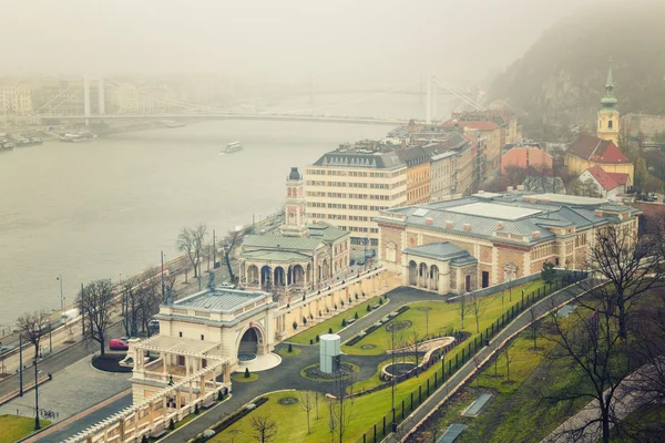 Zimní mlhy Budapešť, Maďarsko — Stock fotografie