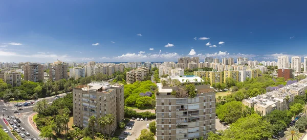 Tel Aviv városkép - Ramat Aviv Skyline — Stock Fotó