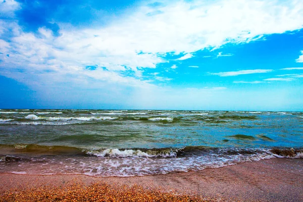 Cielo azul, sol y mar — Foto de Stock