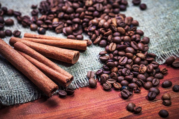 Coffee beans on  background — Stock Photo, Image