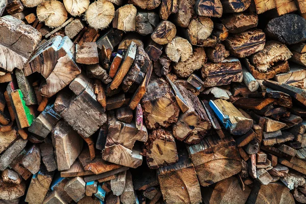 Фон из сухих дровяных дров — стоковое фото