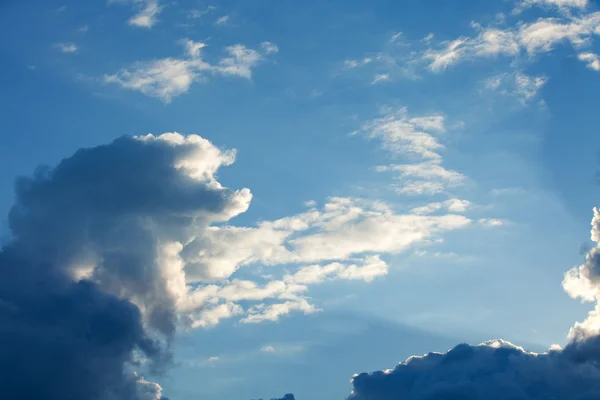 Langit biru dan awan — Stok Foto