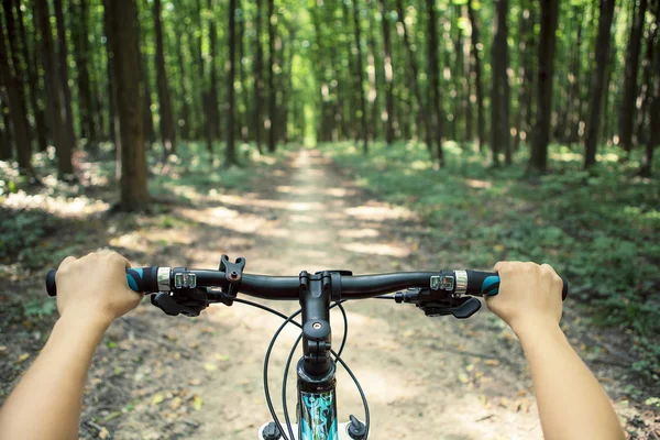 Mountainbiken — Stockfoto