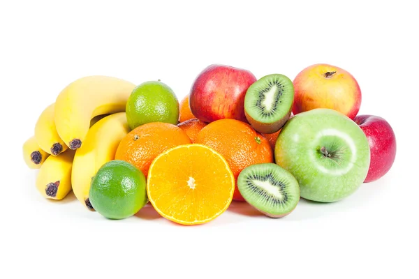 Geïsoleerde fruit op een witte achtergrond — Stockfoto