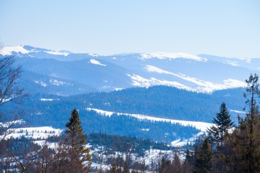 güzel kış dağlar, Resort Kayak