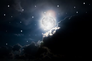 Yıldızlı ve aylı gece gökyüzü
