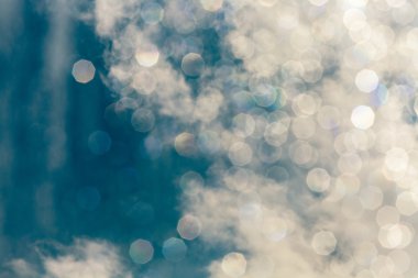 mavi renkli ışıkları.