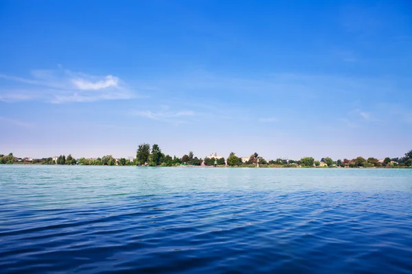 Picturesque forest and the river — Stock Photo, Image