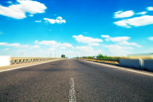 Departure from a city, speed route — Stock Photo, Image