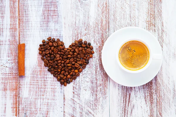 Chicchi di caffè come un cuore Amo il caffè — Foto Stock