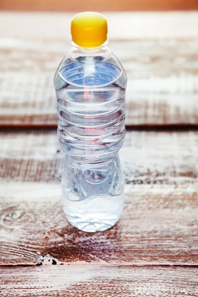 装有水的塑料瓶 — 图库照片