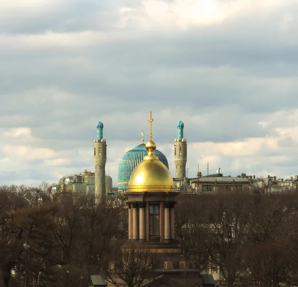 Religions différentes - le ciel le général — Photo