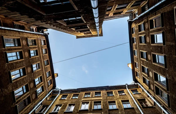 Alter Hof Petersburg Blick Von Unten Nach Oben — Stockfoto