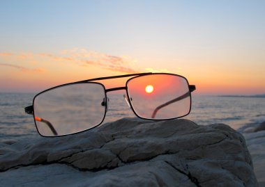 Denizde gün batımı