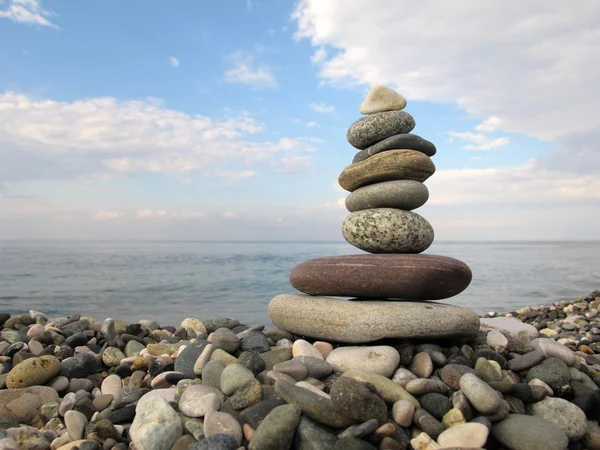 Havet sten torn — Stockfoto