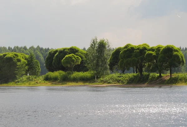 Flussufer-Vuoksa — Stockfoto