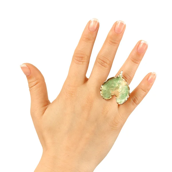 Χέρι της γυναίκας με ένα δαχτυλίδι — Φωτογραφία Αρχείου