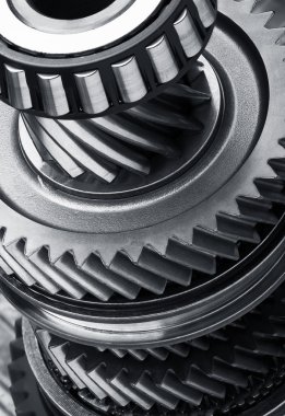 Dişli metal tekerlekler