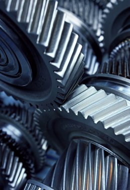 Dişli metal tekerlekler