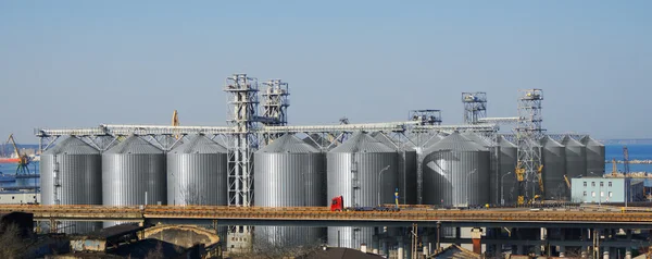 Big silos in a dock — Stock Photo, Image